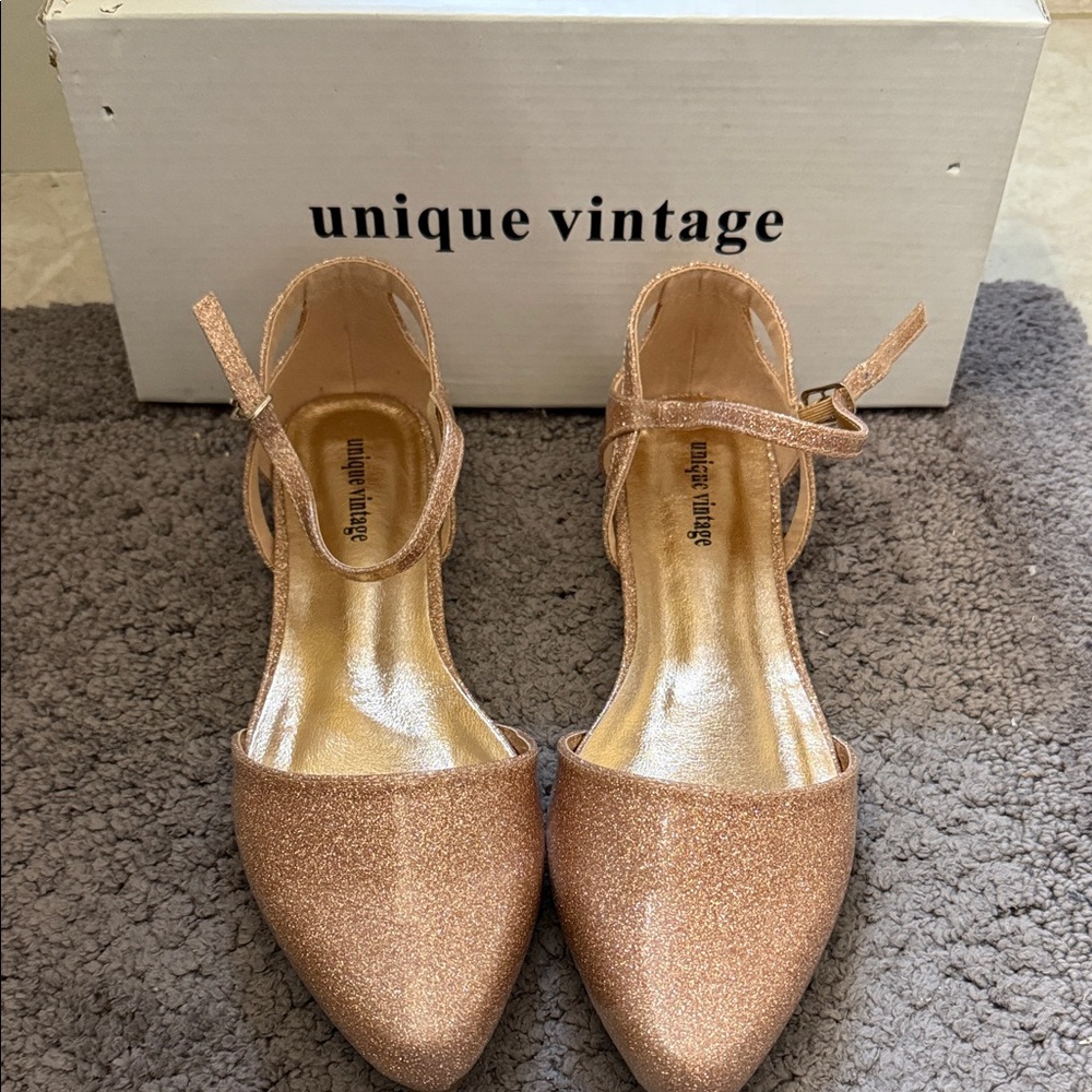 NIB Unique Vintage Women's Glitter Flats- Rose Gold - 10